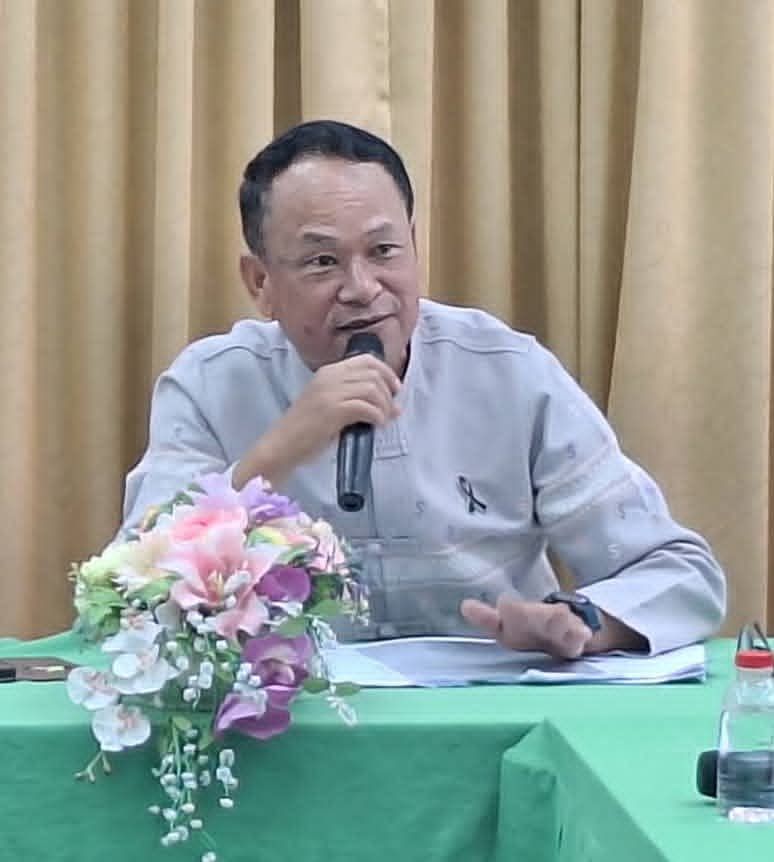 นายก ทต.หงาว ประชุมผู้บริหารเทศบาล เร่งกู้วิกฤติเยียวยาชาวบ้าน เกษตรกร ที่ได้รับผลกระทบอุทกภัย
