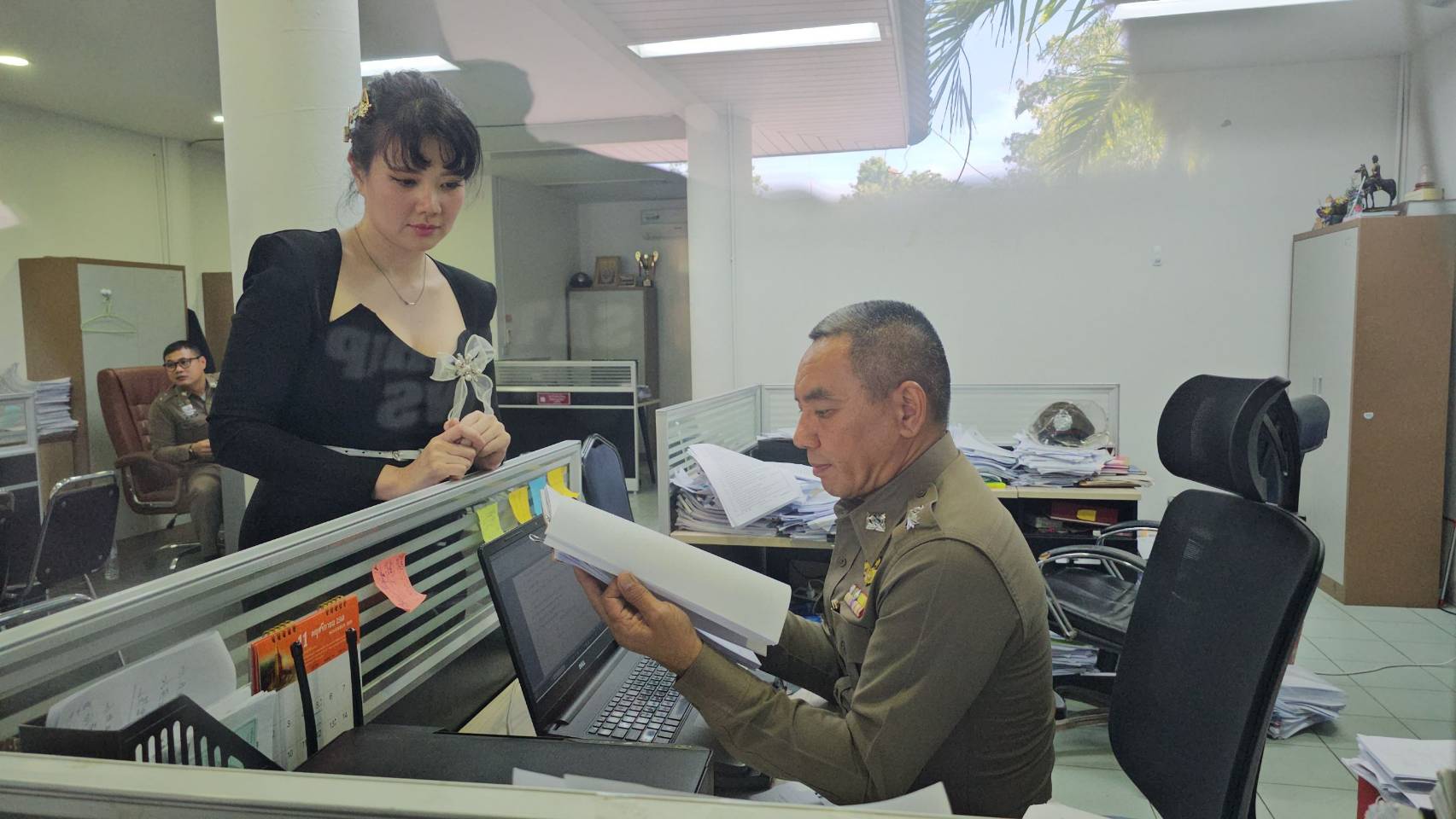 อดีตผู้ประกาศข่าวสาวรับทราบข้อกล่าวหาหลัง สว.คู่กรณีกระทำอนาจารแจ้งความหมิ่น