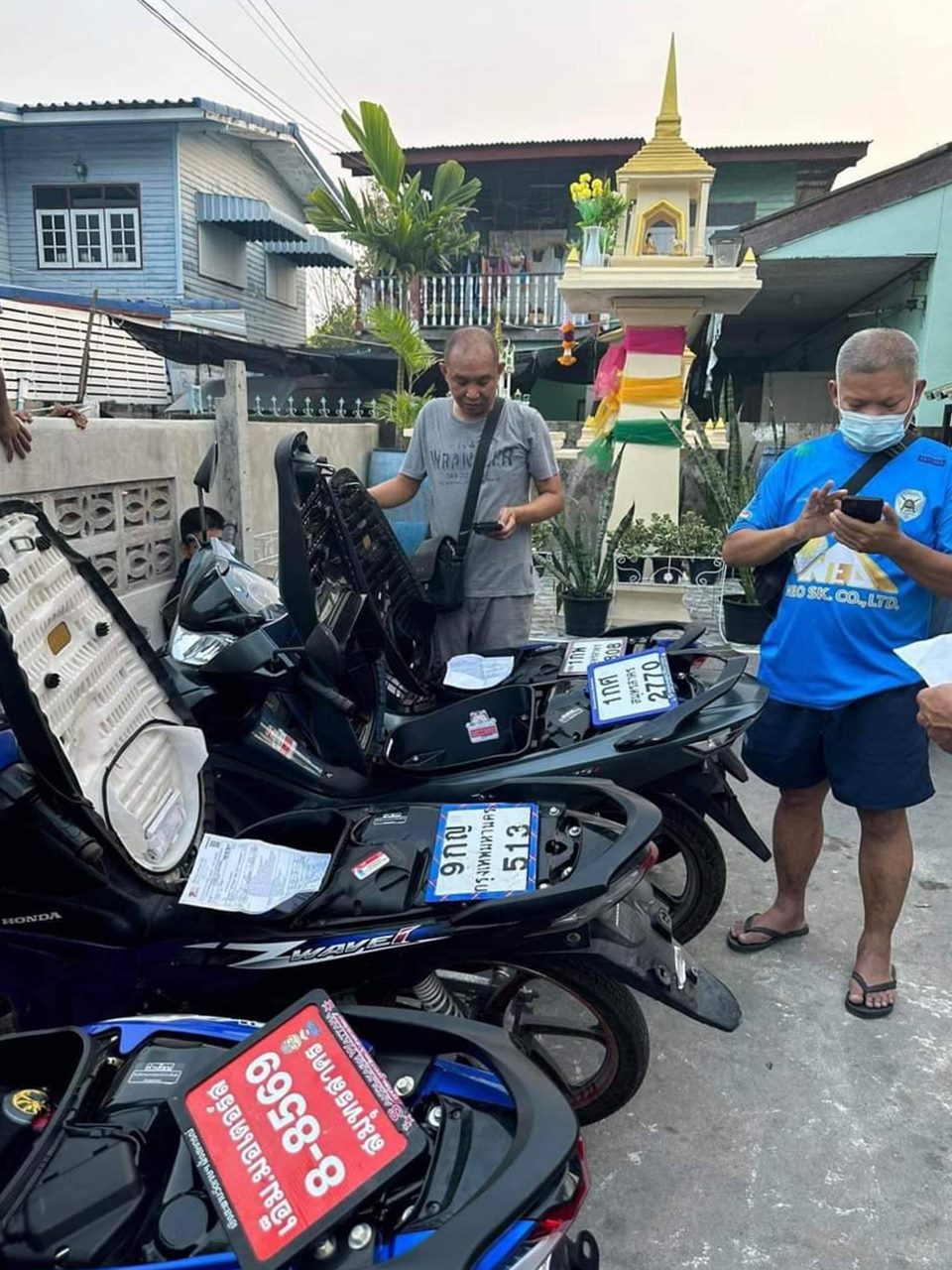 ตำรวจ สมุทรสาคร รวบหนุ่มมหาชัย ลักรถฮอนด้าเวฟ4 คันรวด