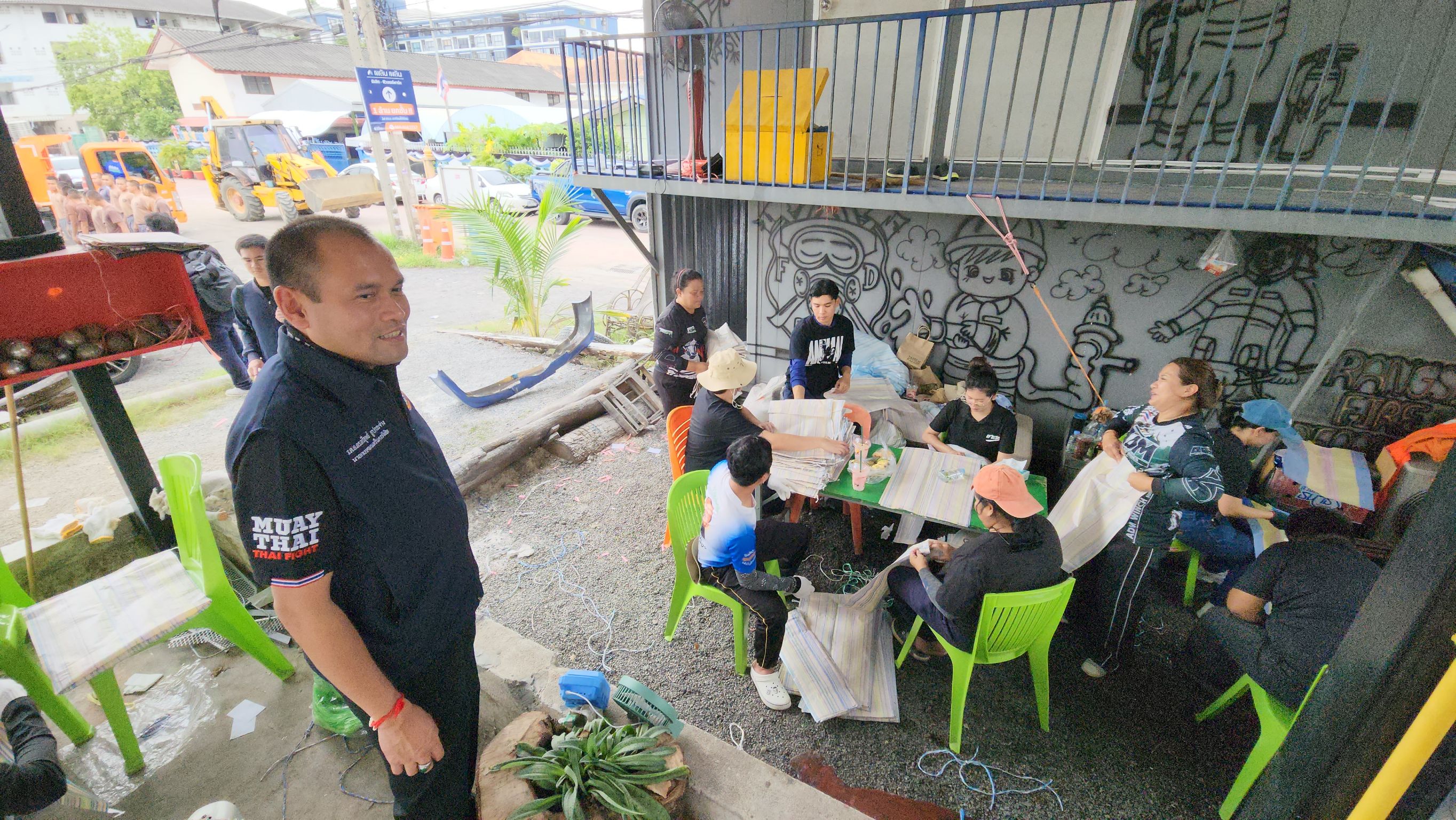 นายกโบว์ลิ่ง ทน.รังสิต เตรียมกระสอบทราบ 27,000 ลูก รับมือพายุ คัลแมกี